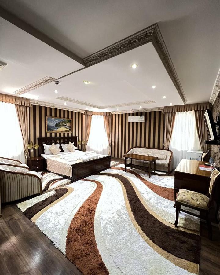 Hotel Papillon Tashkent Exterior photo