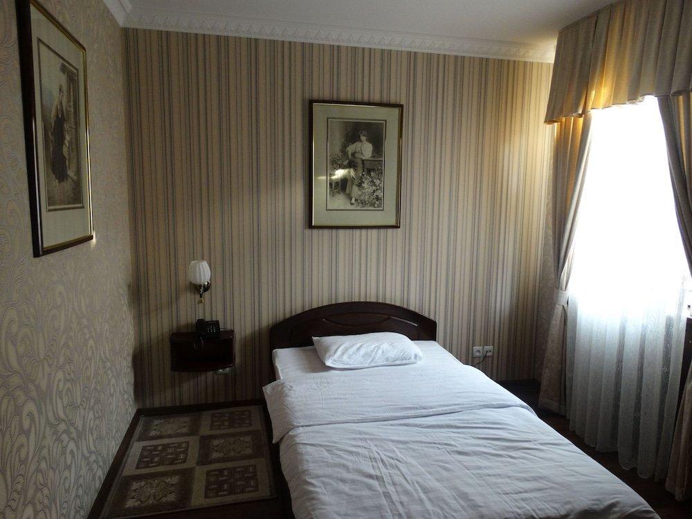 Hotel Papillon Tashkent Exterior photo