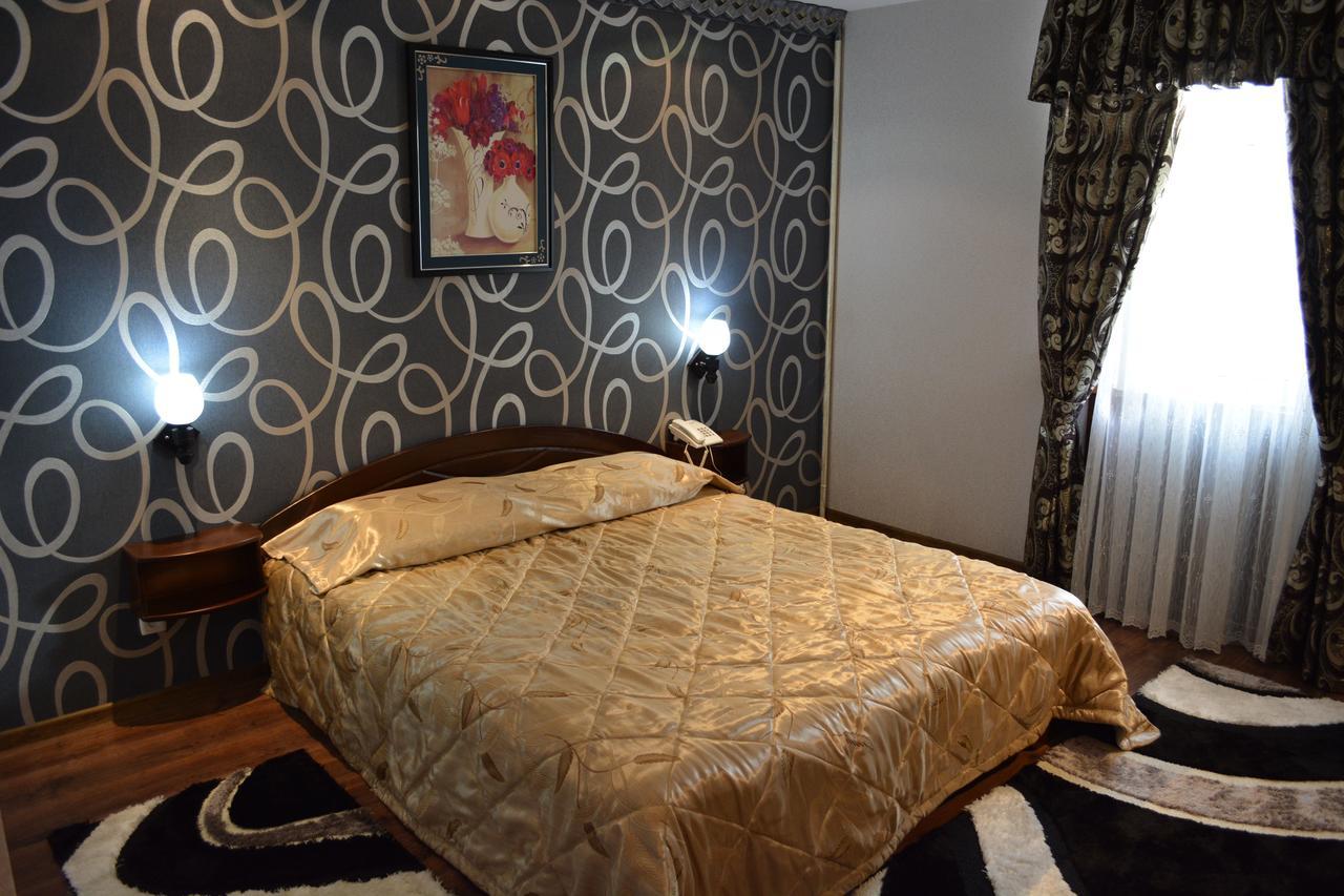 Hotel Papillon Tashkent Exterior photo