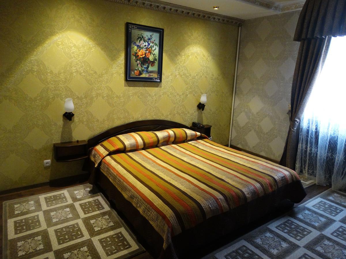 Hotel Papillon Tashkent Exterior photo